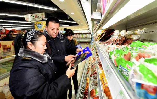 专家：2015年中国食品安全致死达上万人 损失50亿元