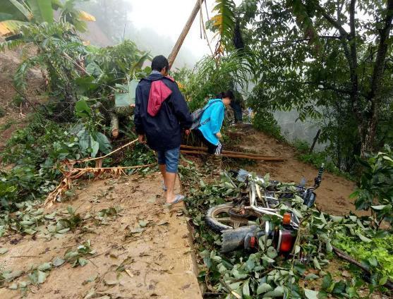 云南镇沅暴雨引发山体滑坡致3人死亡 1780多人受灾